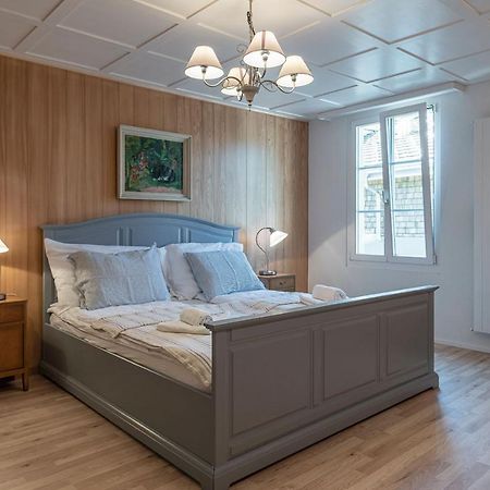 Gaestezimmer Im Dorfzentrum Rothenthurm Dış mekan fotoğraf