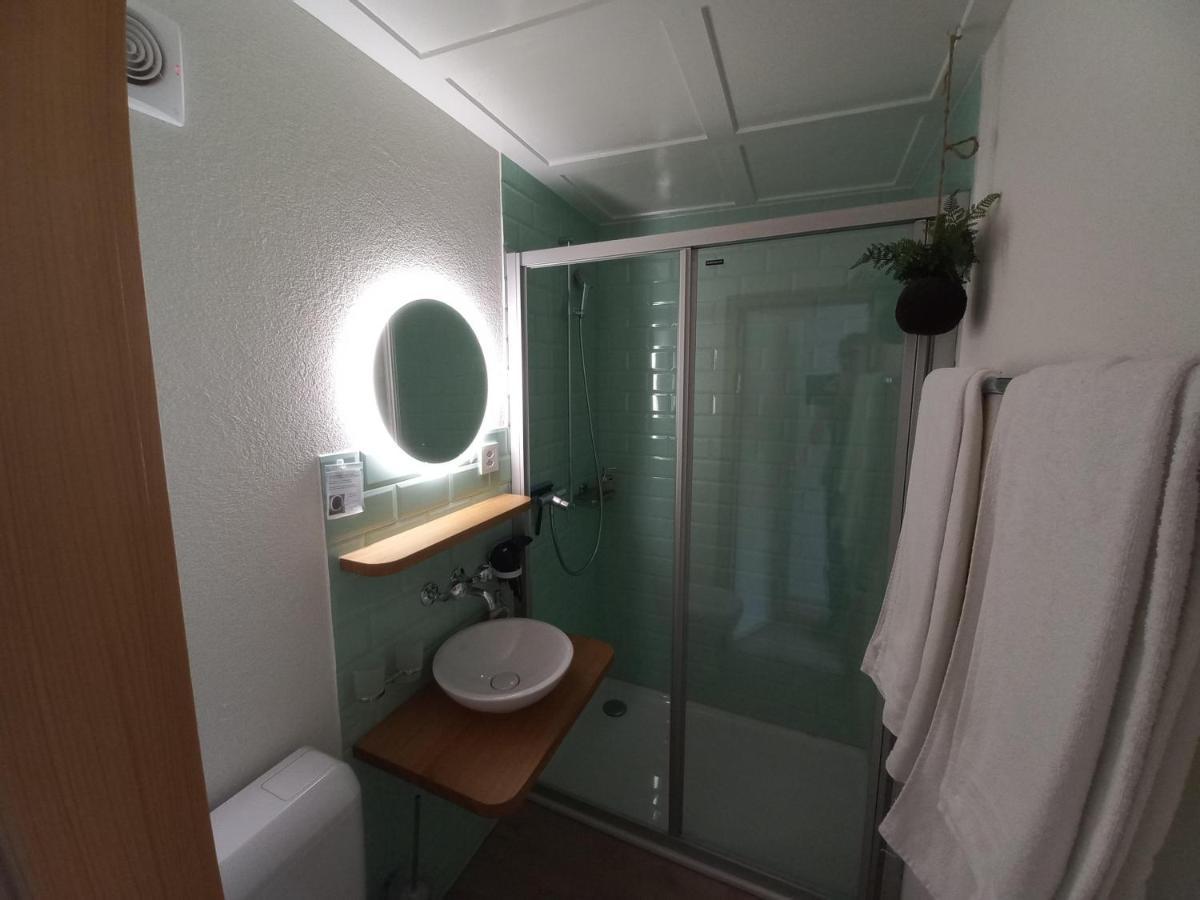 Gaestezimmer Im Dorfzentrum Rothenthurm Dış mekan fotoğraf
